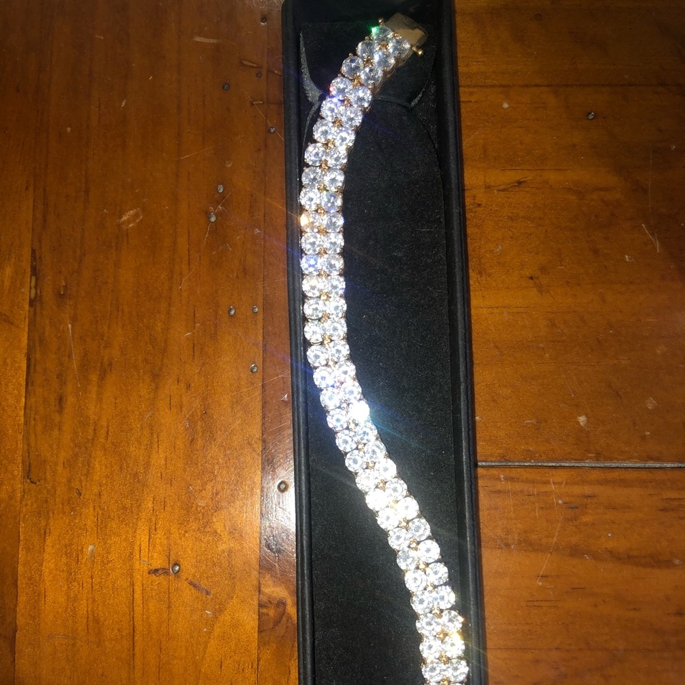 Double sided tennis bracelet
